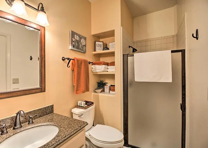 Getaway W/ Patio, Bbq & Mountain Views! Oro Valley