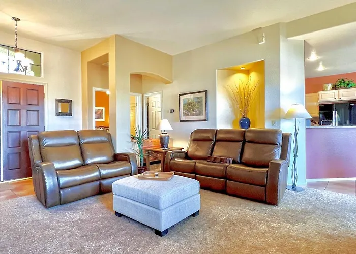 Getaway W/ Patio, Bbq & Mountain Views! Holiday home
